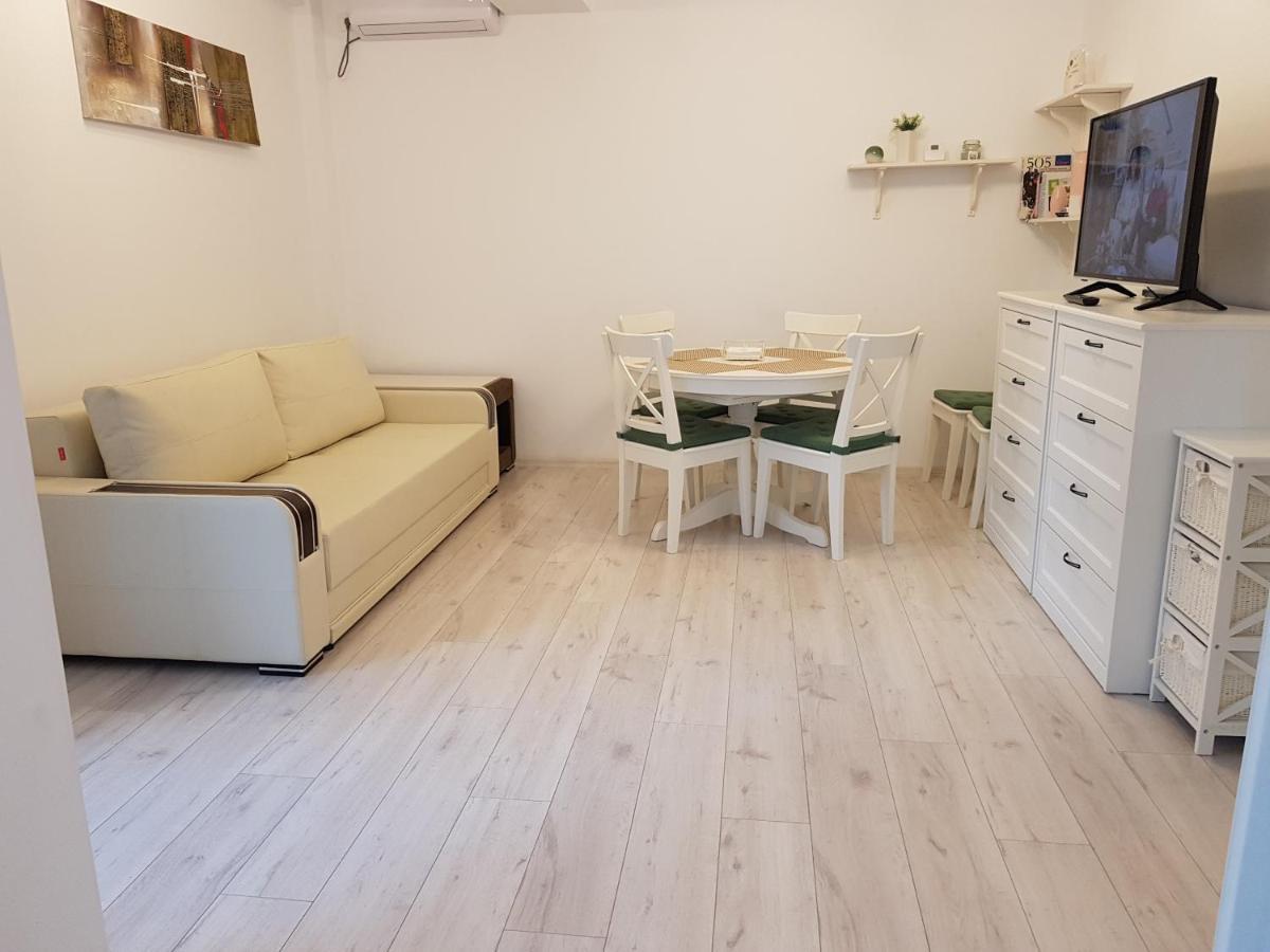 Apartament Ultracentral Monadin 2 Brašov Exteriér fotografie